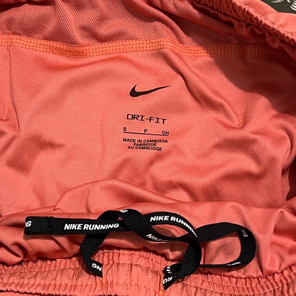 Nike Women's Tempo Brief-Lined Running Shorts (brand new, never worn) - Picture 5 of 5